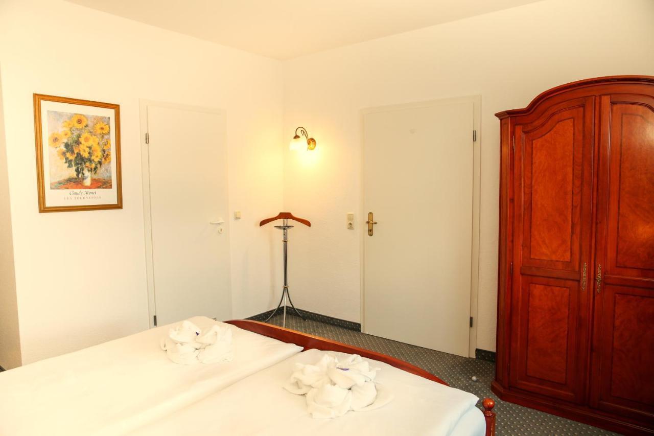 Hotel Esplanade Garni Kuehlungsborn Luaran gambar