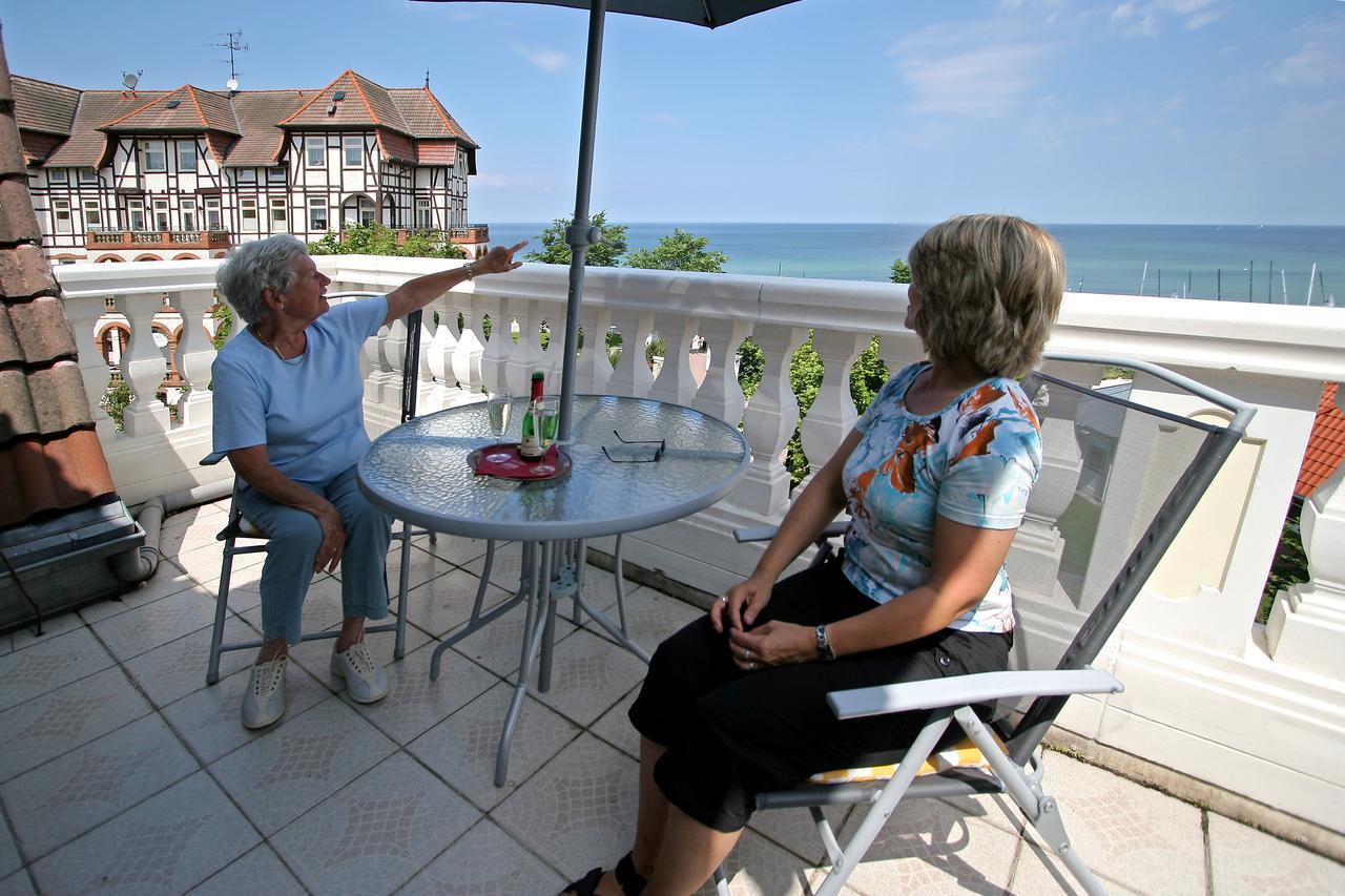 Hotel Esplanade Garni Kuehlungsborn Luaran gambar
